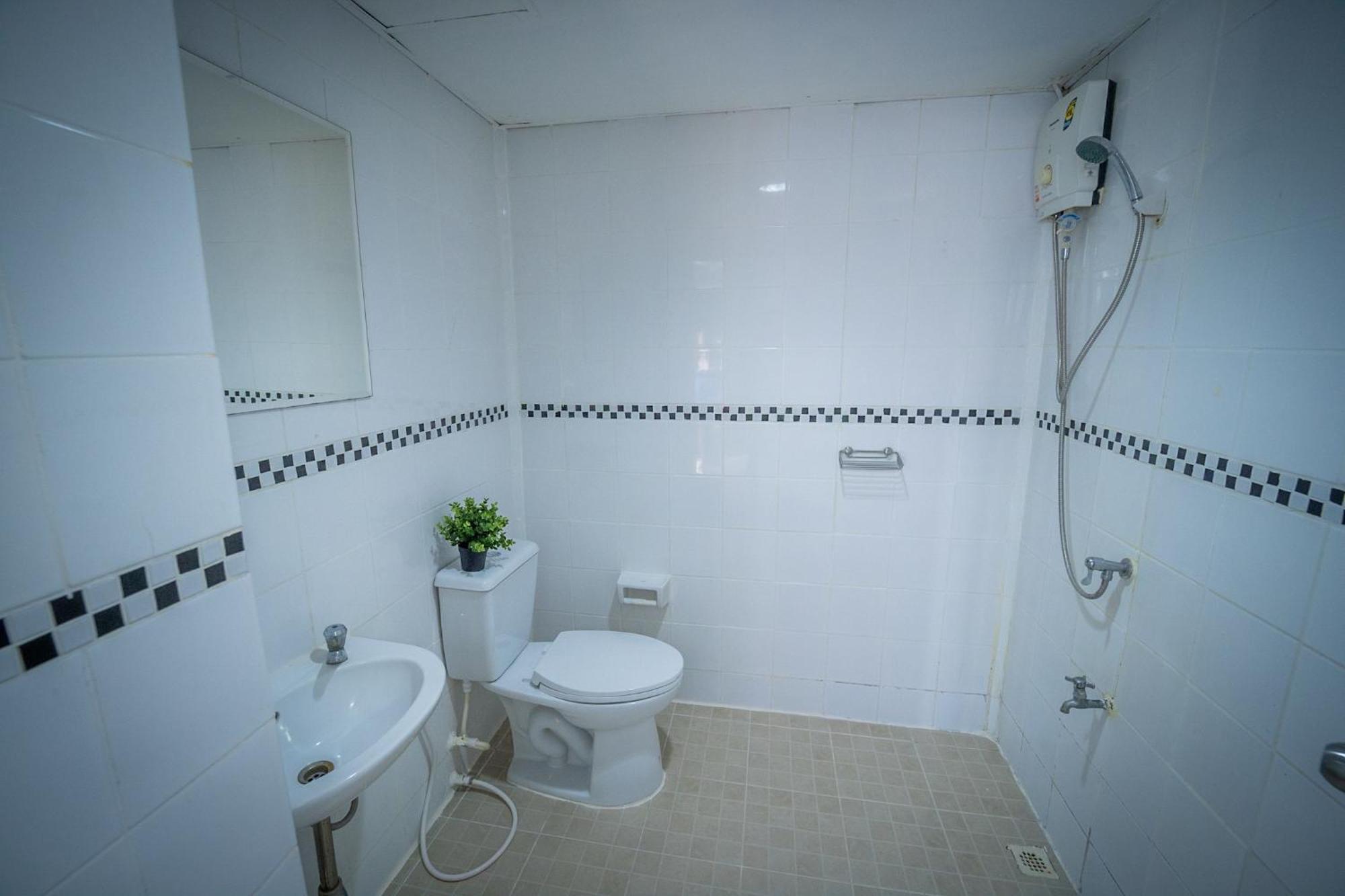 Baansuay Rattanathibet Apartment Nonthaburi Bagian luar foto